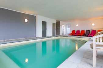 Atmospheric holiday home for 9 people with indoor pool and wellness in Malmedy