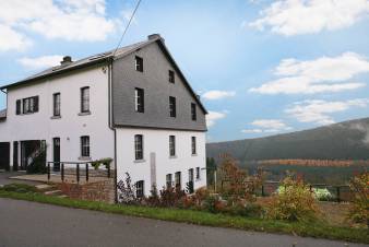 Charming holiday cottage for 9 persons renovated in 2013 with wellness centre