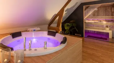 Relax in your jacuzzi in the Ardennes 