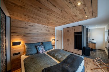 Luxury apartment in Amel: romantic stay for 4 people with sauna and jacuzzi in the Ardennes