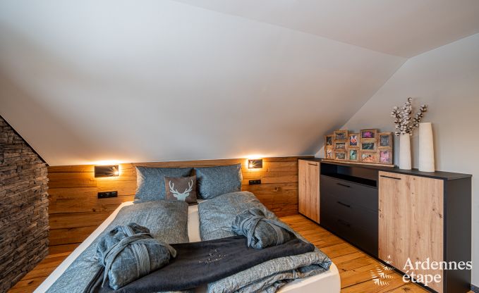 Luxury apartment in Amel: romantic stay for 4 people with sauna and jacuzzi in the Ardennes