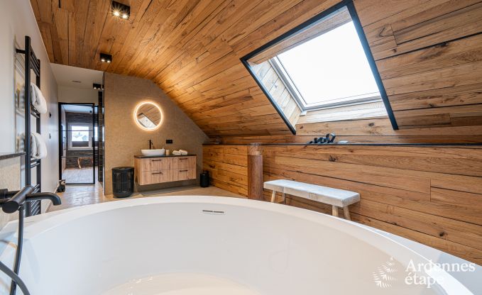 Luxury apartment in Amel: romantic stay for 4 people with sauna and jacuzzi in the Ardennes