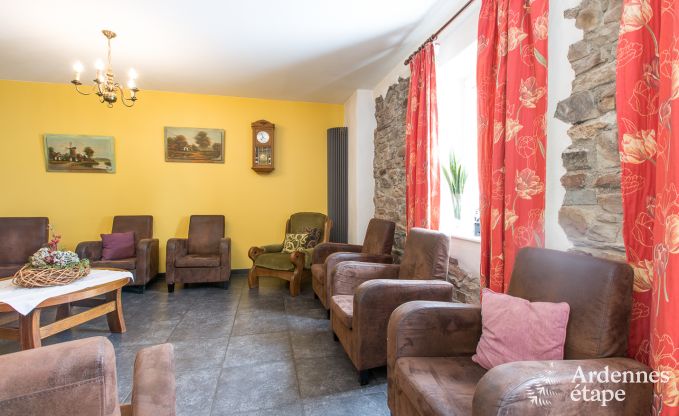 Holiday group accommodation with high-class equipment to rent in Amel