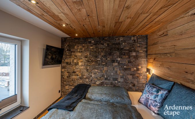 Luxury apartment in Amel: romantic stay for 4 people with sauna and jacuzzi in the Ardennes