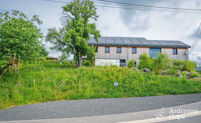 Holiday home with jacuzzi and sauna in Amel, High Fens