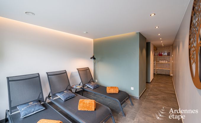 Holiday home with jacuzzi and sauna in Amel, High Fens