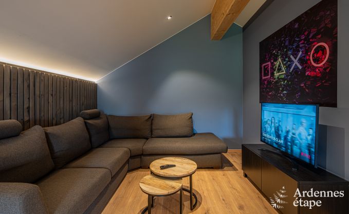 Holiday home with jacuzzi and sauna in Amel, High Fens