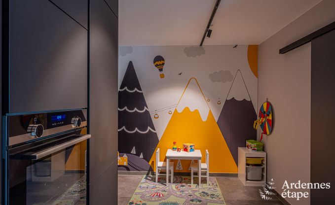 Holiday home with jacuzzi and sauna in Amel, High Fens