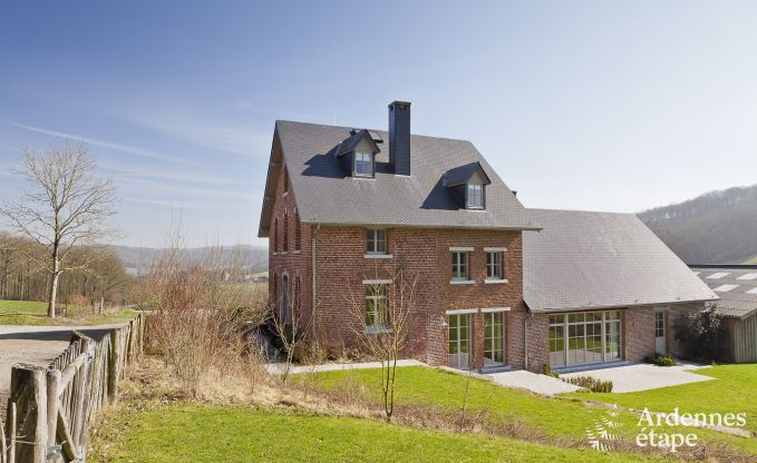 Luxurious holiday home for 12 people in Anhée in the Ardennes