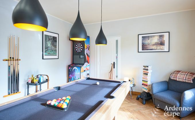 Luxury villa with swimming pool and tennis court for 14 people in Anhe, located in the Moligne valley