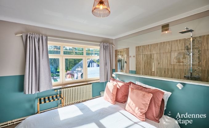 Luxury villa with swimming pool and tennis court for 14 people in Anhe, located in the Moligne valley