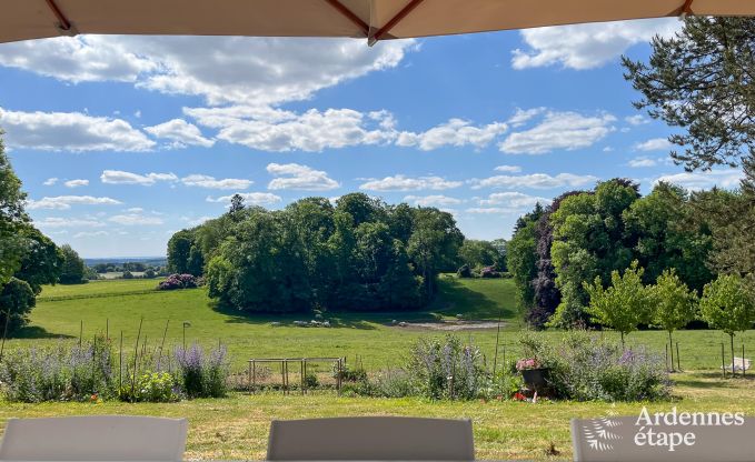 Spacious villa in Assesse, 9 people with 5 bedrooms and your own park