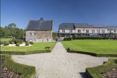 Castle in Aubel for 28 persons in the Ardennes
