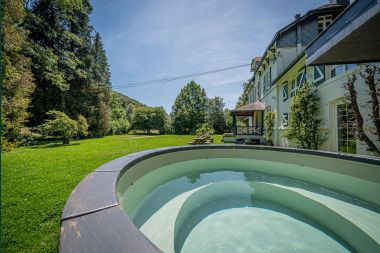 Holiday cottage in Aywaille Remouchamps for 21 persons in the Ardennes