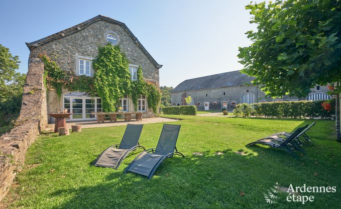 Castle in Bastogne for 30 persons in the Ardennes