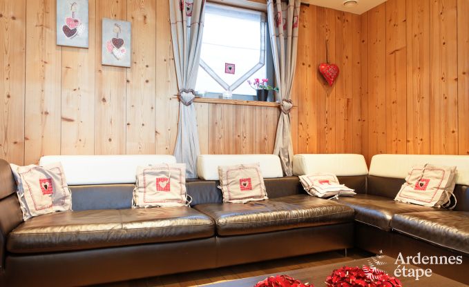 Modern and luxurious holiday home 8 persons in Bastogne