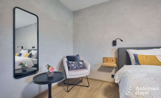 Holiday home in Bastogne: authentic holiday accommodation for 16 people with modern amenities in the Ardennes