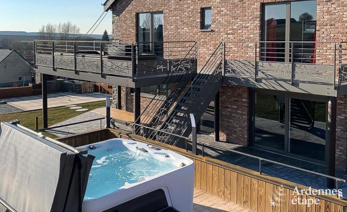 Holiday cottage in Bastogne for 14/15 persons in the Ardennes