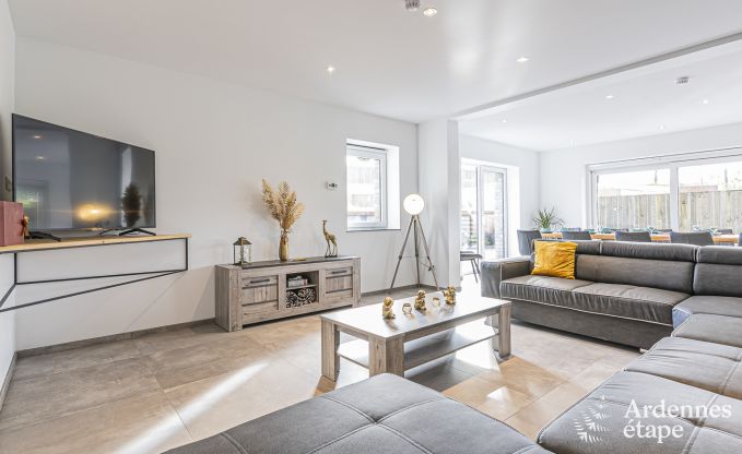 Holiday cottage in Bastogne for 14/15 persons in the Ardennes