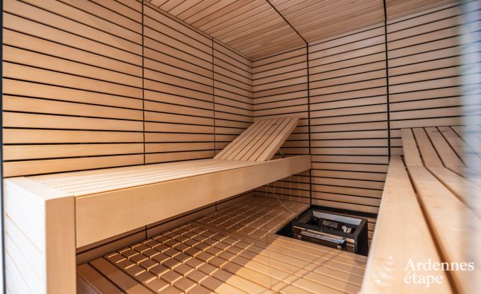 Luxury villa in Bastogne for 12 persons in the Ardennes