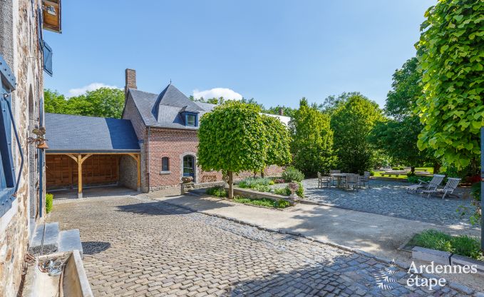 Pleasant holiday château to rent in a domain in Beauraing