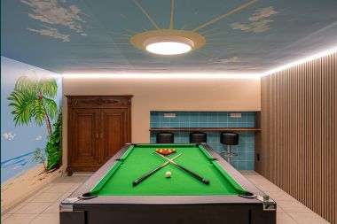 Castle in Beauraing for 20 persons in the Ardennes