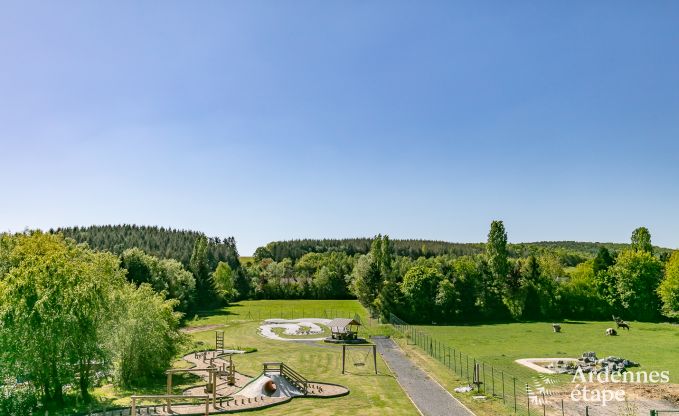Castle in Beauraing for 20 persons in the Ardennes