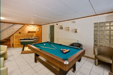 Luxury chalet with sauna in Beauraing, Ardennes