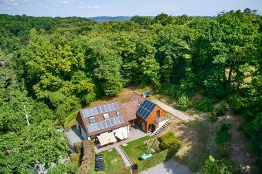 Luxury chalet with sauna in Beauraing, Ardennes