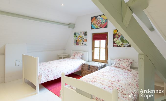 3.5 star holiday home vacation rental for 15 people in Beauraing