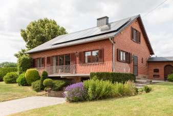 Holiday cottage in Beauraing for 8/9 persons in the Ardennes