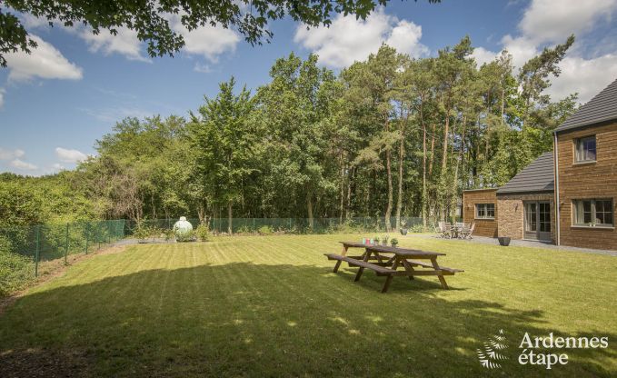 Superb villa for 12 people with relaxation area in Beauraing