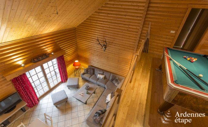 Spacious and comfortable wooden chalet for 15 persons in Bernister