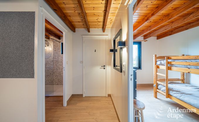 Authentic chalet for 8 people in Bivre with 4 bedrooms, wood stove, hot tub, private garden and bicycle storage