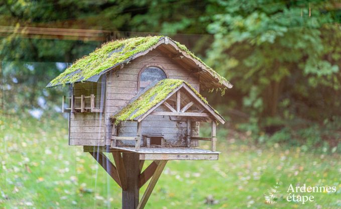 Authentic chalet for 8 people in Bivre with 4 bedrooms, wood stove, hot tub, private garden and bicycle storage