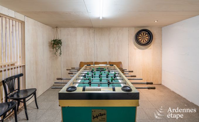 Authentic chalet for 8 people in Bivre with 4 bedrooms, wood stove, hot tub, private garden and bicycle storage