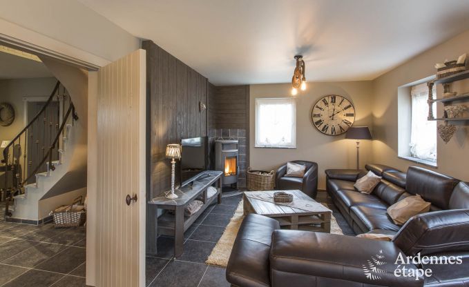 Comfortable and characterful with relaxation area in Bièvre