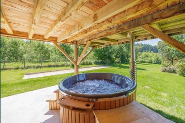 Holiday cottage in Bièvre for 9 persons in the Ardennes