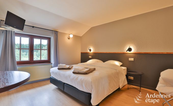 Holiday cottage for 36/40 guests in the Ardennes (Bouillon)