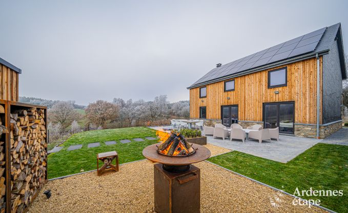 Luxury villa for 8 people in Bouillon with open hearth and wellness area