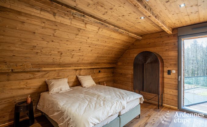 Luxury chalet in Brognon for 20 people with heated outdoor pool, outdoor jacuzzi and sauna on the lake