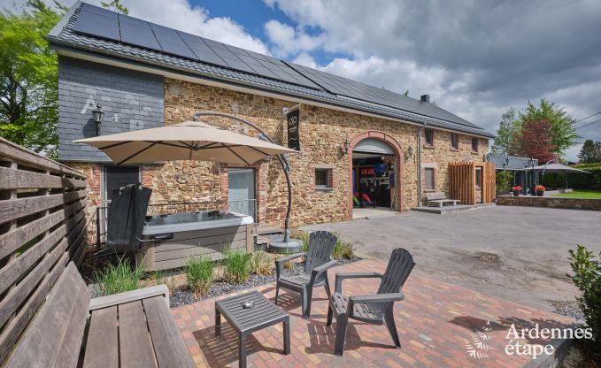 Spacious farmhouse in B�llingen for 13 people with indoor swimming pool, sauna and jacuzzi