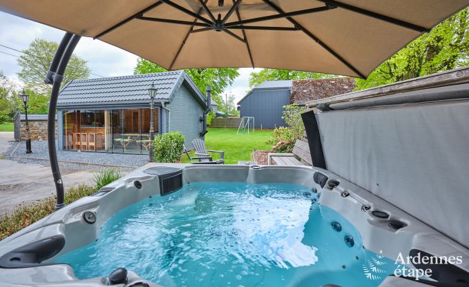 Spacious farmhouse in B�llingen for 13 people with indoor swimming pool, sauna and jacuzzi