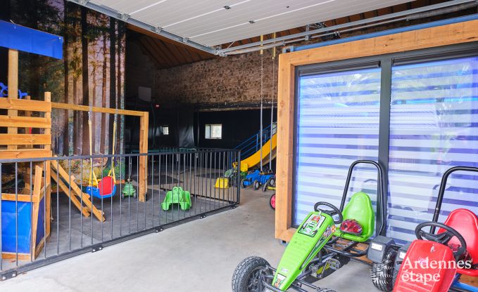 Spacious farmhouse in B�llingen for 13 people with indoor swimming pool, sauna and jacuzzi