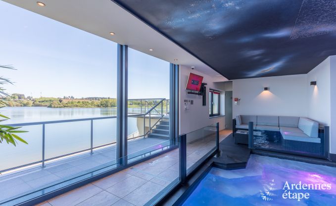 Luxury apartment for four, with view overlooking Lake Butgenbach