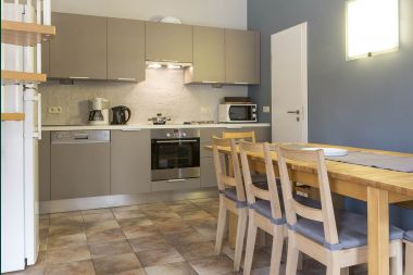 Modern apartment for 6 people in Butgenbach with 3 bedrooms and shared garden