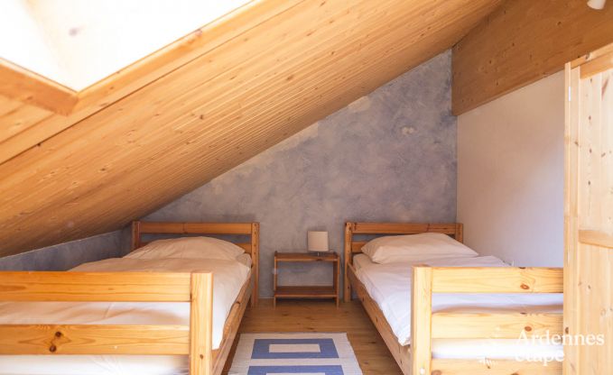 Modern apartment for 6 people in Butgenbach with 3 bedrooms and shared garden