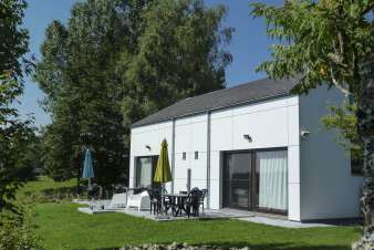 Holiday home for 4 people by the lake of Bütgenbach in the Ardennes