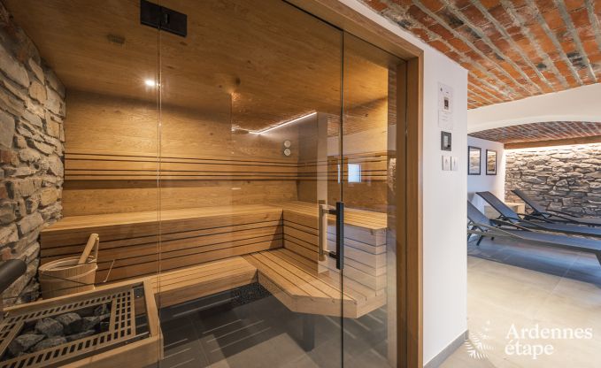 Exceptional stay in a luxury villa in Butgenbach: 18 people, indoor pool, sauna, in the heart of the Ardennes
