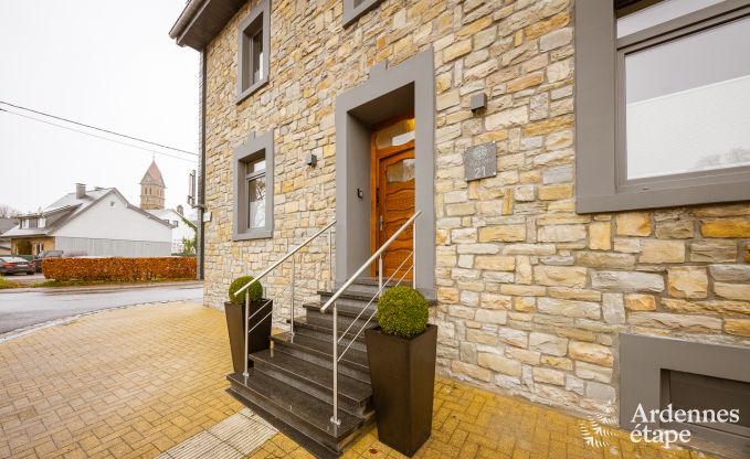 Exceptional stay in a luxury villa in Butgenbach: 18 people, indoor pool, sauna, in the heart of the Ardennes